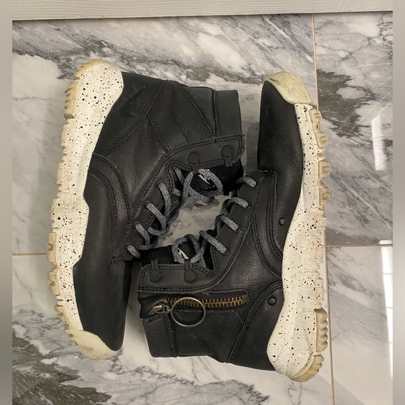 Nike SFB Bomber Boot - US M8 - Picture 1 of 7